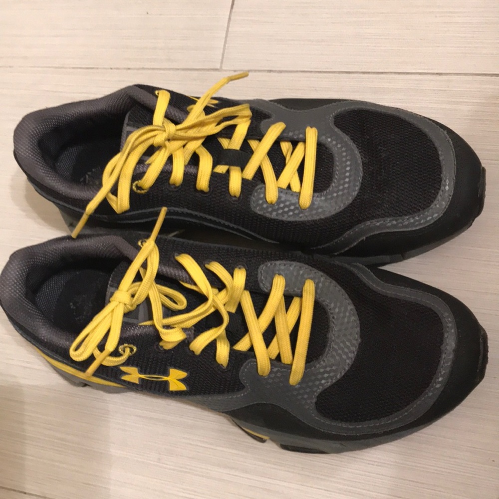 SOLD Under Armour 7y EUC